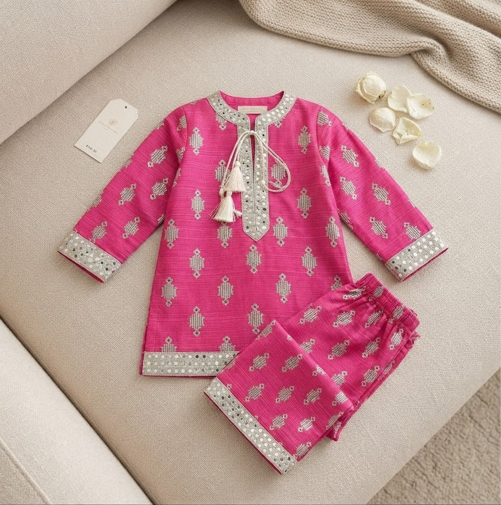 "Elegant Printed Khaddar Outfits Featuring Trendy Flapper Trouser Sets"