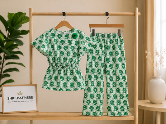 SH Kids Sphere 14th August Green Heart & Crescent Print Kids Outfit - SH Kids Sphere